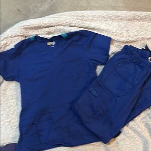 WonderWink Women's Scrub Set in Roysl  Blue